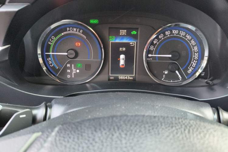 Used Toyota Levin 2016 Dual-Engine 1.8H GS E-CVT Elite Model with Sunroof