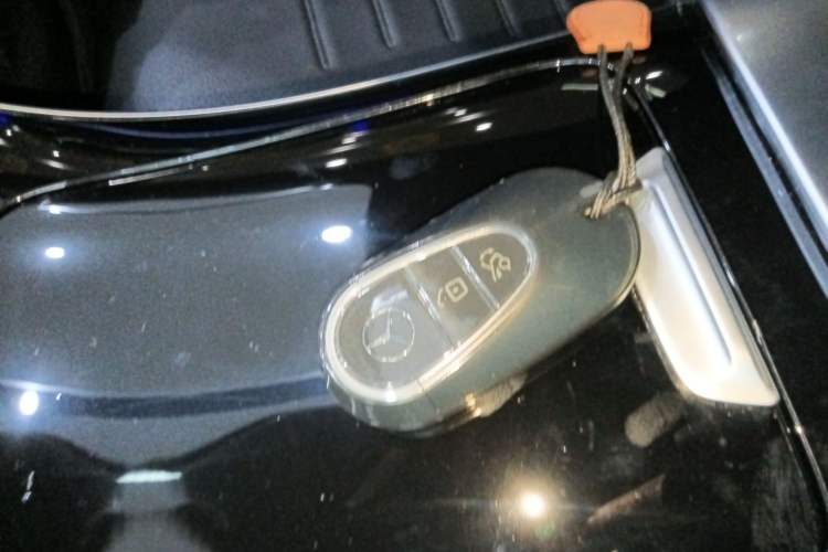 Used Mercedes-Benz C-Class 2025 Refresh C 260 L Night Edition Sports Version Vehicle Key