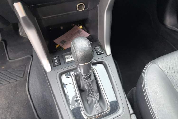 Used Subaru Forester 2013 2.5i Automatic Luxury Edition
