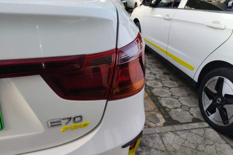 Used Dongfeng Aeolus E70 2023 Revised PRO Smart Drive Version