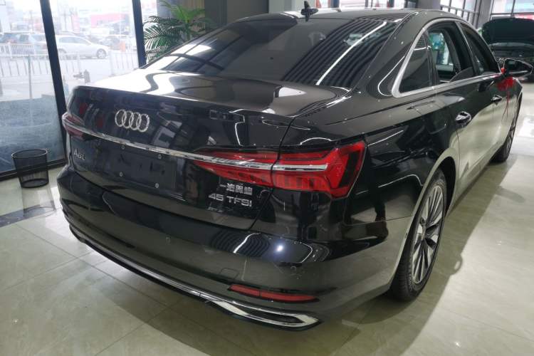 Used Audi A6L 2023 45 TFSI Prestige Elegant Edition
