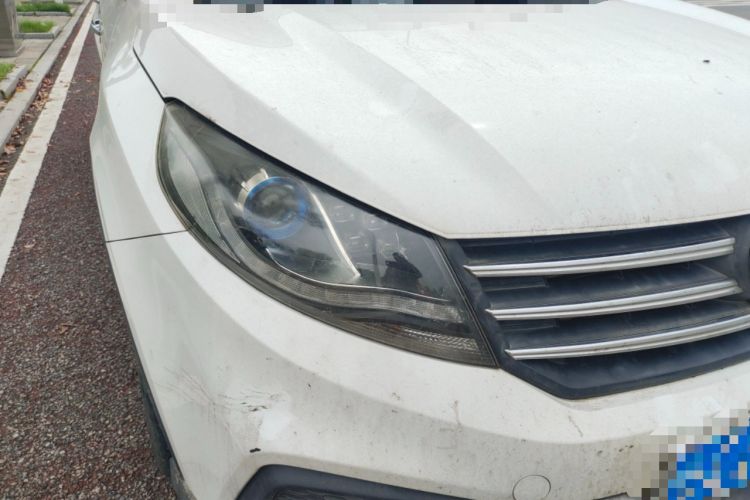 Used Dongfeng Fengon 580 2017 1.5T CVT Smart Style Model Right Front Headlight