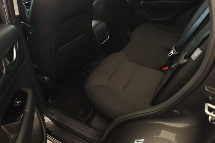 Used Mazda CX-5 2025 2.0L Automatic Two-Wheel Drive Smart Edition
