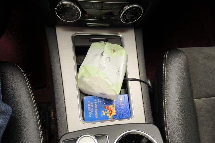 Used Mercedes-Benz GLK-Class 2015 GLK 300 4MATIC Fashion Edition Ultimate Version
