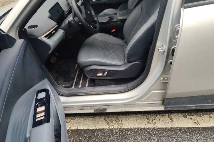 Used ARCFOX T1 2025 Model 425 PRO