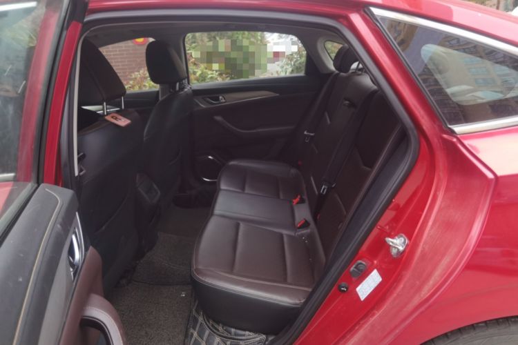 Used CHANGAN Eado 2018 High-Energy Edition 1.6L GDI Automatic Zhenfeng Model China V Standard
