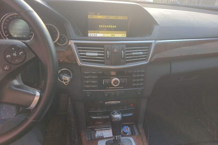 Used Mercedes-Benz E-Class 2011 E 200 L CGI Elegant Model