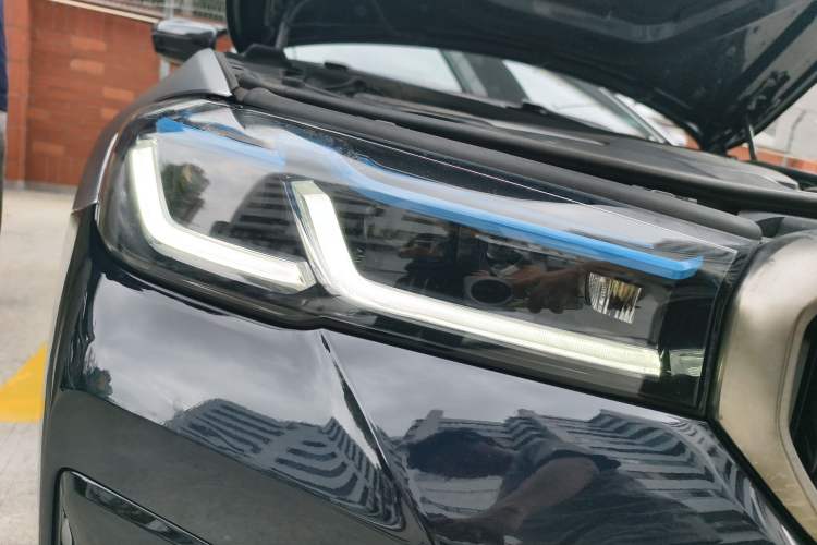 Used BMW 5 Series 2022 Second Facelift 530i M Sport Package Right Front Headlight