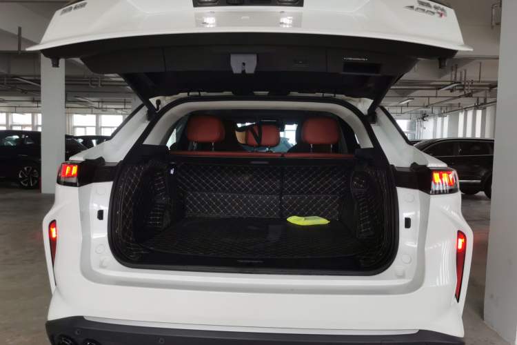 Used EXEED Stellar 2023 400T Two-Wheel Drive Comfort Edition