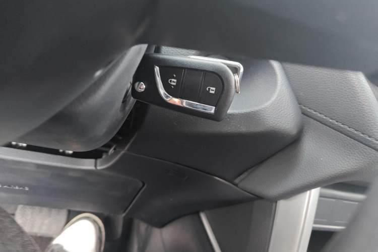 Used Toyota Corolla Cross 2023 2.0L Pioneer Edition