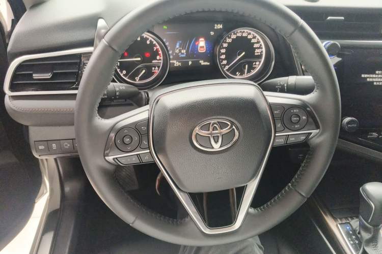 Used Toyota Camry 2019 Revised Version 2.0G Luxury Edition
