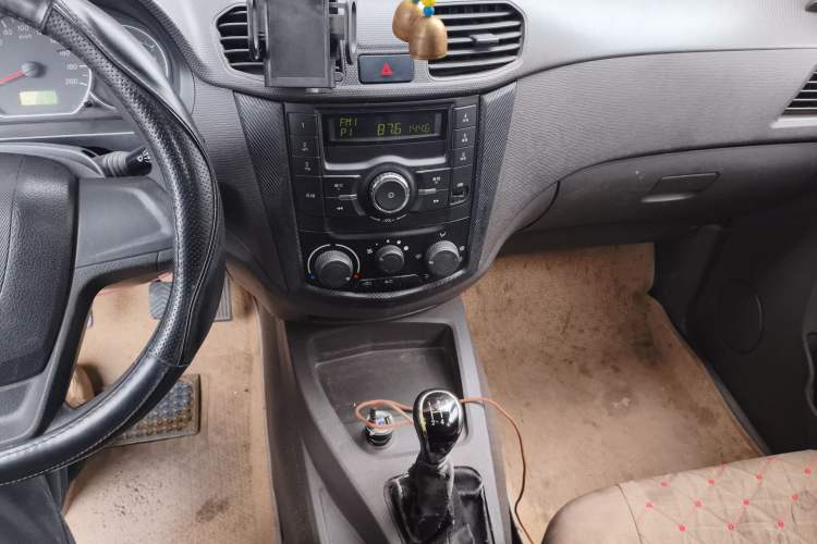 Used Wuling Hongguang 2015 1.5L S Basic Version China V Standard