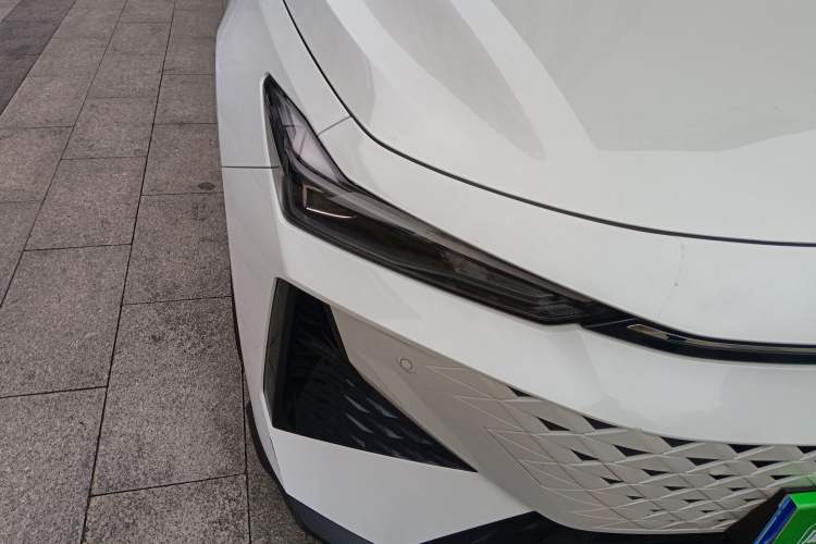 Used CHANGAN UNI-V 2024 1.5T Prestige Edition