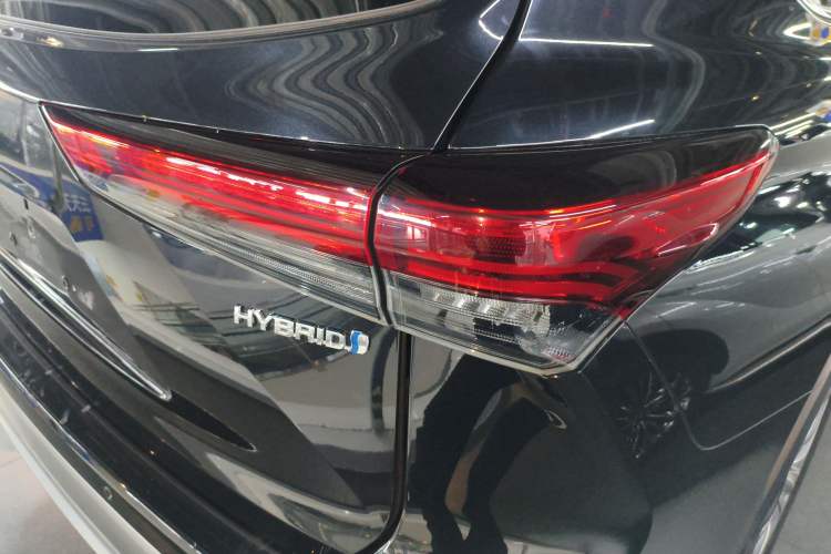 Used Toyota Highlander 2022 Dual-Engine 2.5L Two-Wheel Drive Prestige Edition 7-Seater Right Rear Taillight