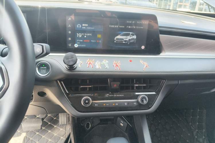 Used Ford Escort 2021 1.5L Automatic Diamond Edition Audio And AC Panel