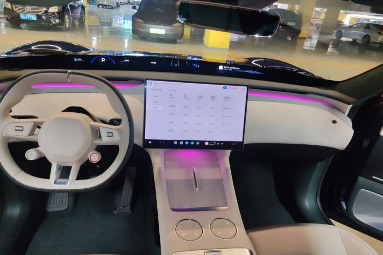 Used Xiaomi Auto YU7 2025 Ultra-Long Range High-Performance All-Wheel-Drive Max Edition
