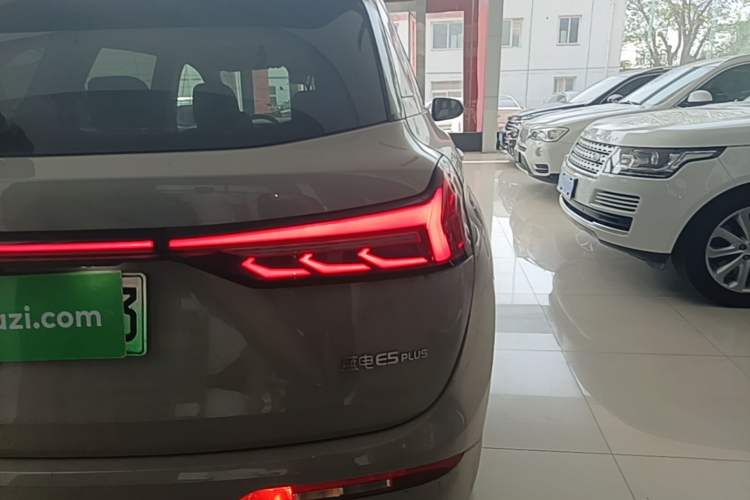 Used Landian E5 PLUS 2026 Model 230km Ultra-Long-Range Version Ultra 7-seater
