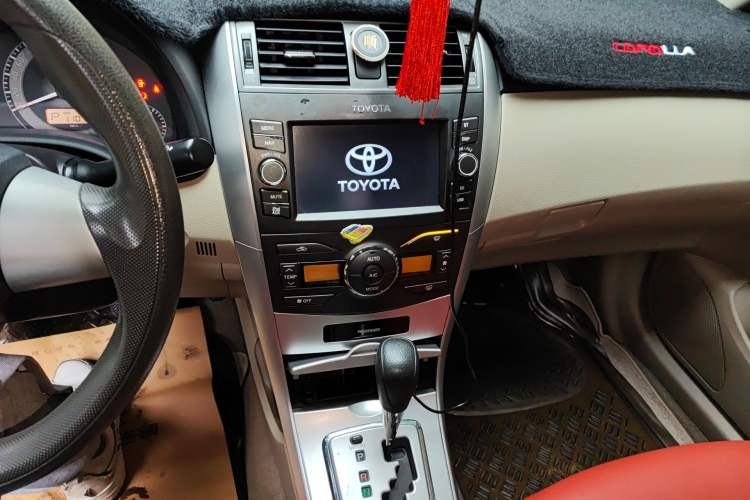 Used Toyota Corolla 2012 Luxurious Edition 1.6L Automatic GL Audio And AC Panel