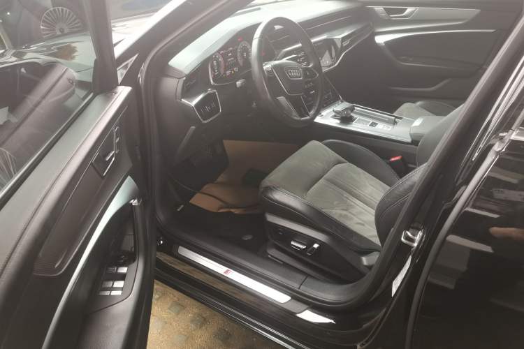 Used Audi A6L 2023 40 TFSI Luxury Dynamic Model