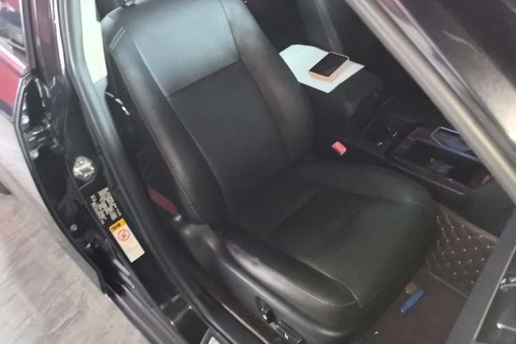 Used Toyota Camry 2016 2.0G 10th Anniversary Leading Edition