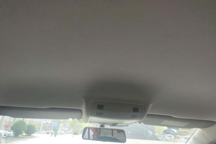 Used Volkswagen Golf 2018 1.6L Automatic Fashion Model
