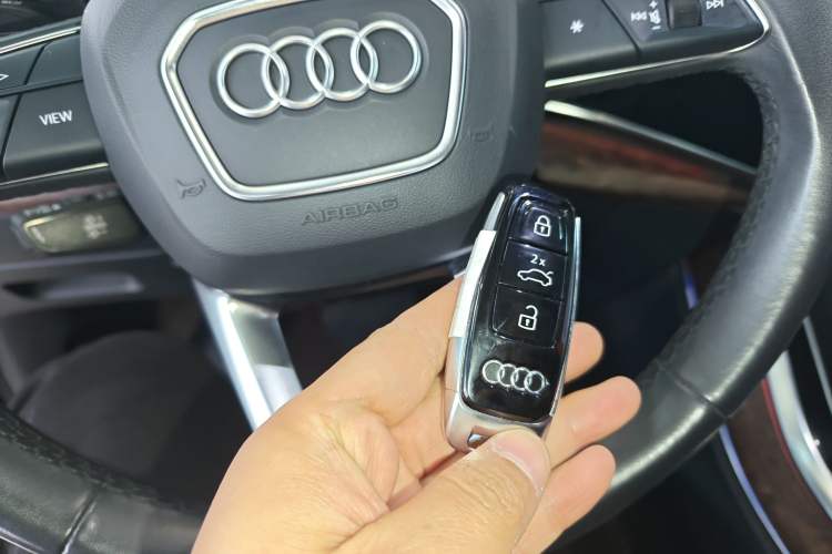 Used Audi Q7 2023 45 TFSI quattro S line Sport model