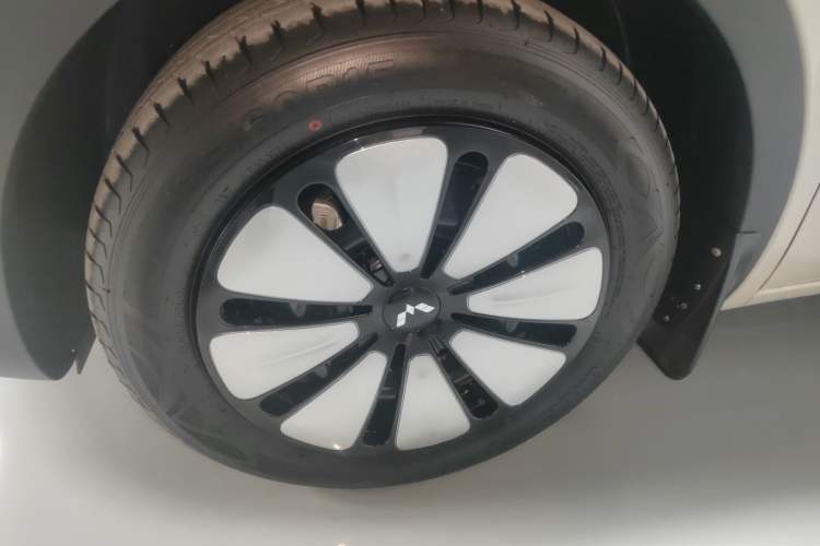 Used Wuling Bingo 2025 333 km Enjoyment Version