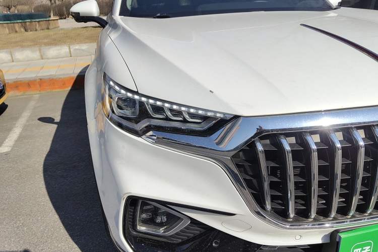Used Hongqi HS5 2019 2.0T Smart Connect Flagship All-Wheel-Drive Version Right Front Headlight