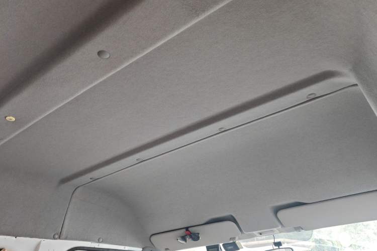 Used Ford Classic Transit 2016 2.8T Diesel Short-Wheelbase 6-Seater Mid-Roof Multifunction Vehicle JX493ZLQ4
