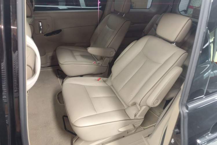 Used Nissan Quest 2015 3.5L SL