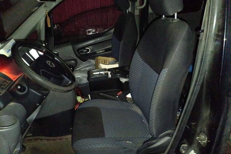 Used Nissan NV200 2013 1.6L Luxury Model China IV Standard
