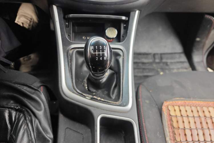 Used Baojun 560 2016 1.8L Manual Comfort Edition