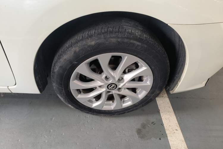 Used Nissan Sylphy 2019 Classic 1.6XL CVT Luxury Edition Exterior 5