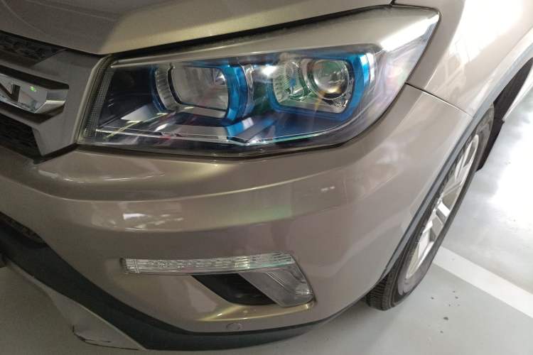 Used CHANGAN CS75 2016 1.5T Manual FENGSHANG Model