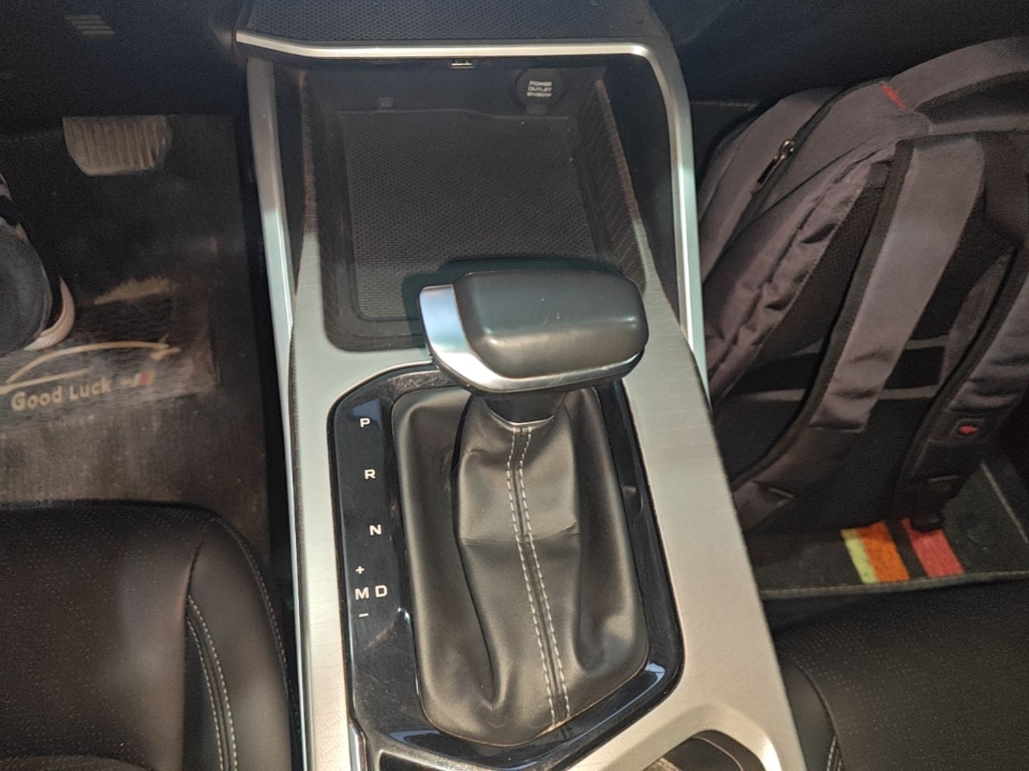 Geely Auto Emgrand 2023 4th Generation Champion Edition 1.5L CVT Prestige Model — снимка 16