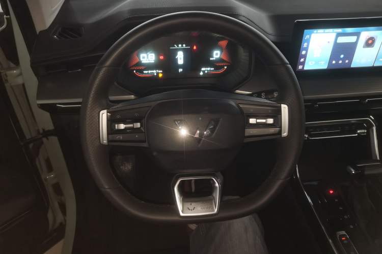 Used Wuling Asta 2021 1.5T CVT Star曜 Edition Steering Wheel