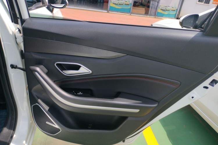 Used BAIC Beijing U7 2019 1.5T Manual Elite Version China V Emission Standard
