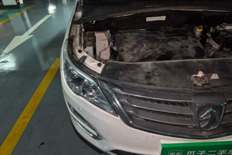 Used Baojun 560 2016 1.8L Manual Luxury Edition Right Front Headlight