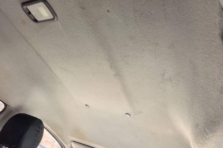 Used FORTHING Lingzhi 2016 V3 1.5L 7-Seater Standard Model China V Emission Standard Headliner