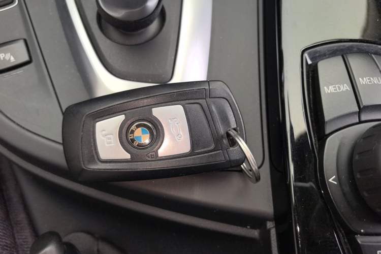 Used BMW 3 Series 2019 320Li Fashion Model
