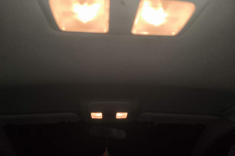 Used Mazda 3 Axela 2014 Sedan 1.5L Manual Comfort Model