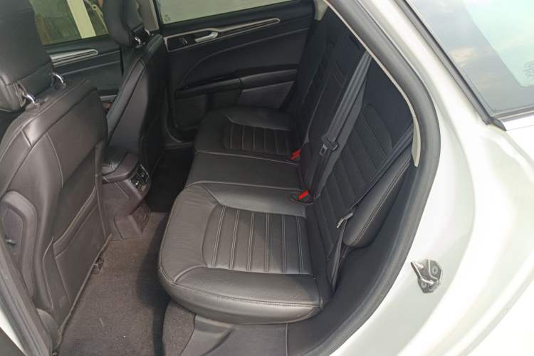 Used Ford Mondeo 2013 2.0L GTDi 200 Fashion Edition