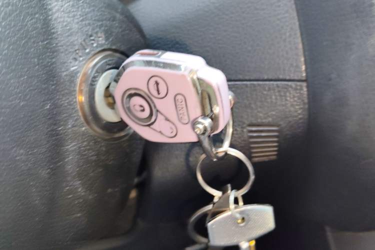 Used Subaru Forester 2015 2.0i Special Edition Commemorative Model Vehicle Key