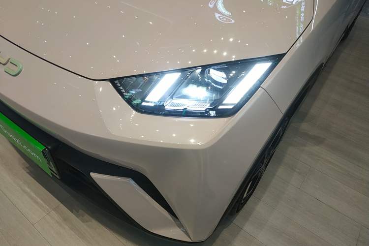 Used BYD Seagull 2025 305 km Free Version