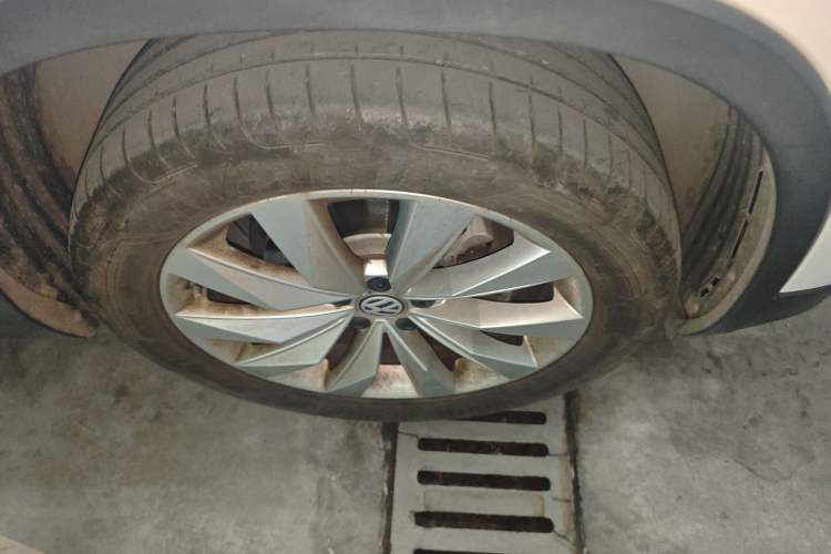 Used Volkswagen Tayron 2020 330TSI Two-Wheel Drive Luxury Connected Pro Edition