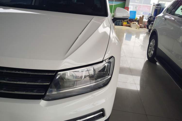 Used Volkswagen Tiguan L 2020 330TSI Automatic Two-Wheel Drive Panoramic Comfort Edition China VI Standard Left Front Headlight