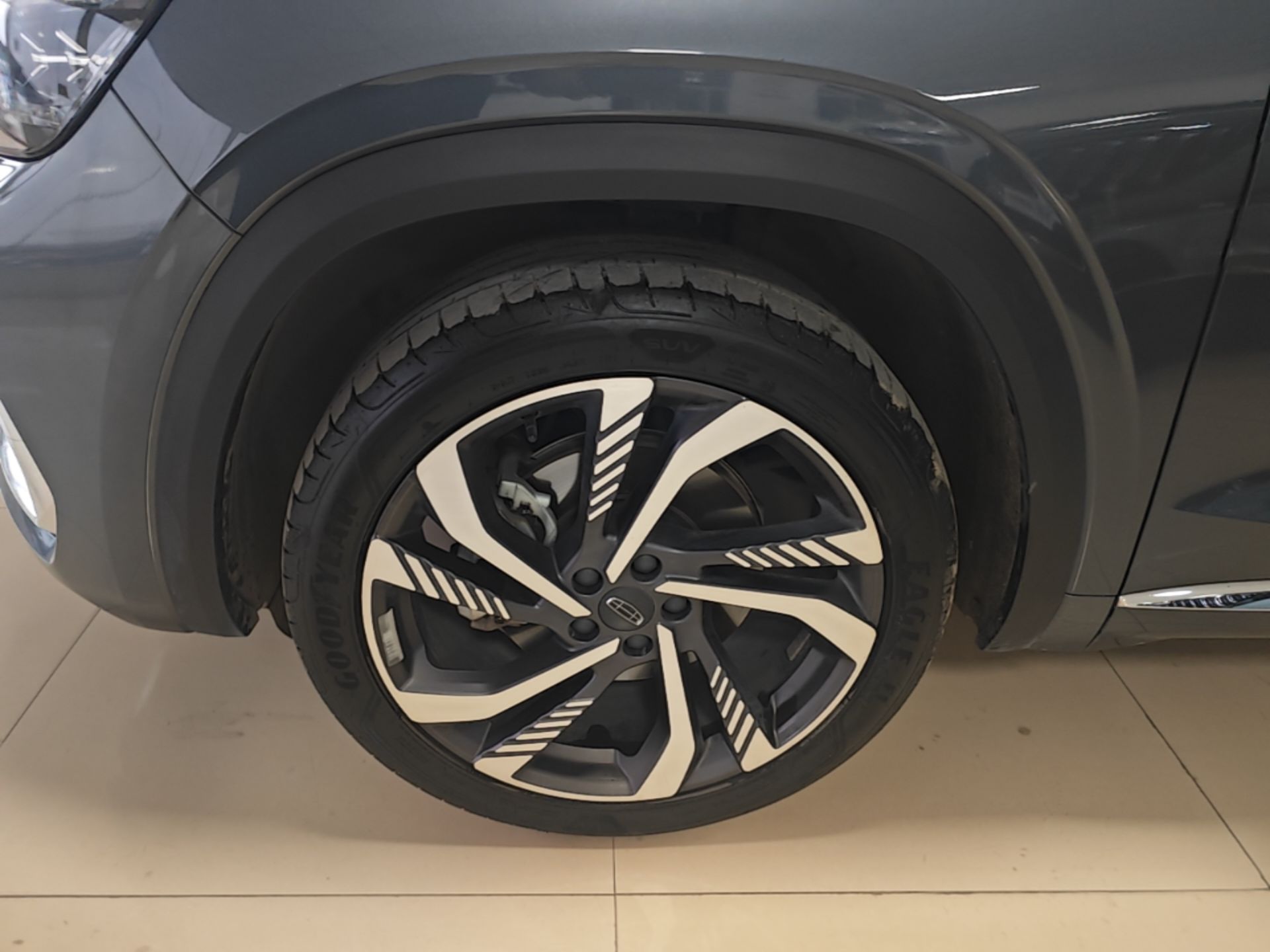 Geely Auto Monjaro L 2024 2.0TD High-Power Automatic Two-Wheel Drive Skyline Edition — снимка 10