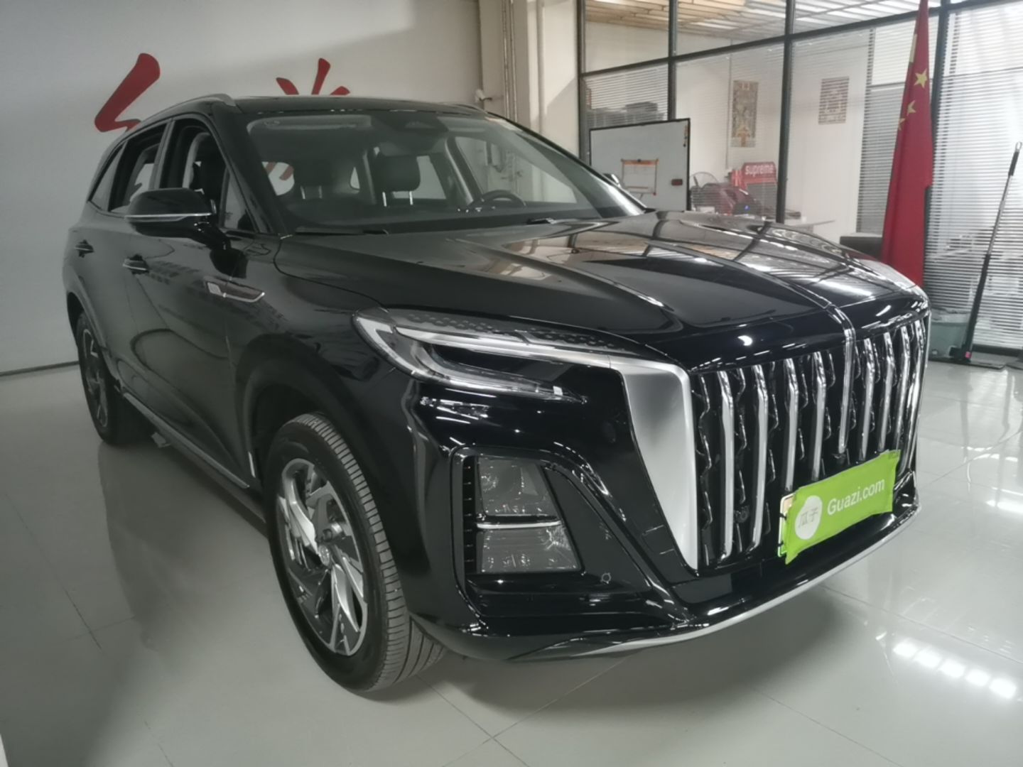 Hongqi HS3 PHEV 2025 Model 117km Jingwei Edition — снимка 3