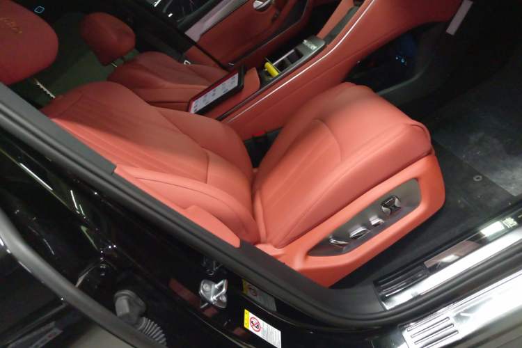 Used BYD Tang L 2025 DM 215KM LiDAR Flagship Model