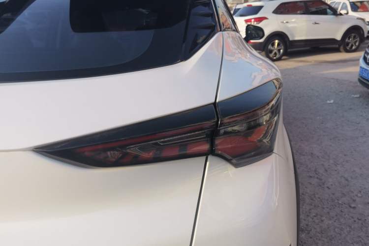 Used Changan UNI-T 2020 1.5T Prestige Version
